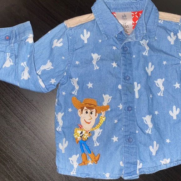 Disney Toy Story woody button up shirt - Picture 2 of 5